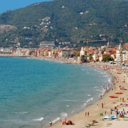 Apartament Bilocale A 15 Min Da Alassio E Albenga Ranzo-Borgo Zewnętrze zdjęcie